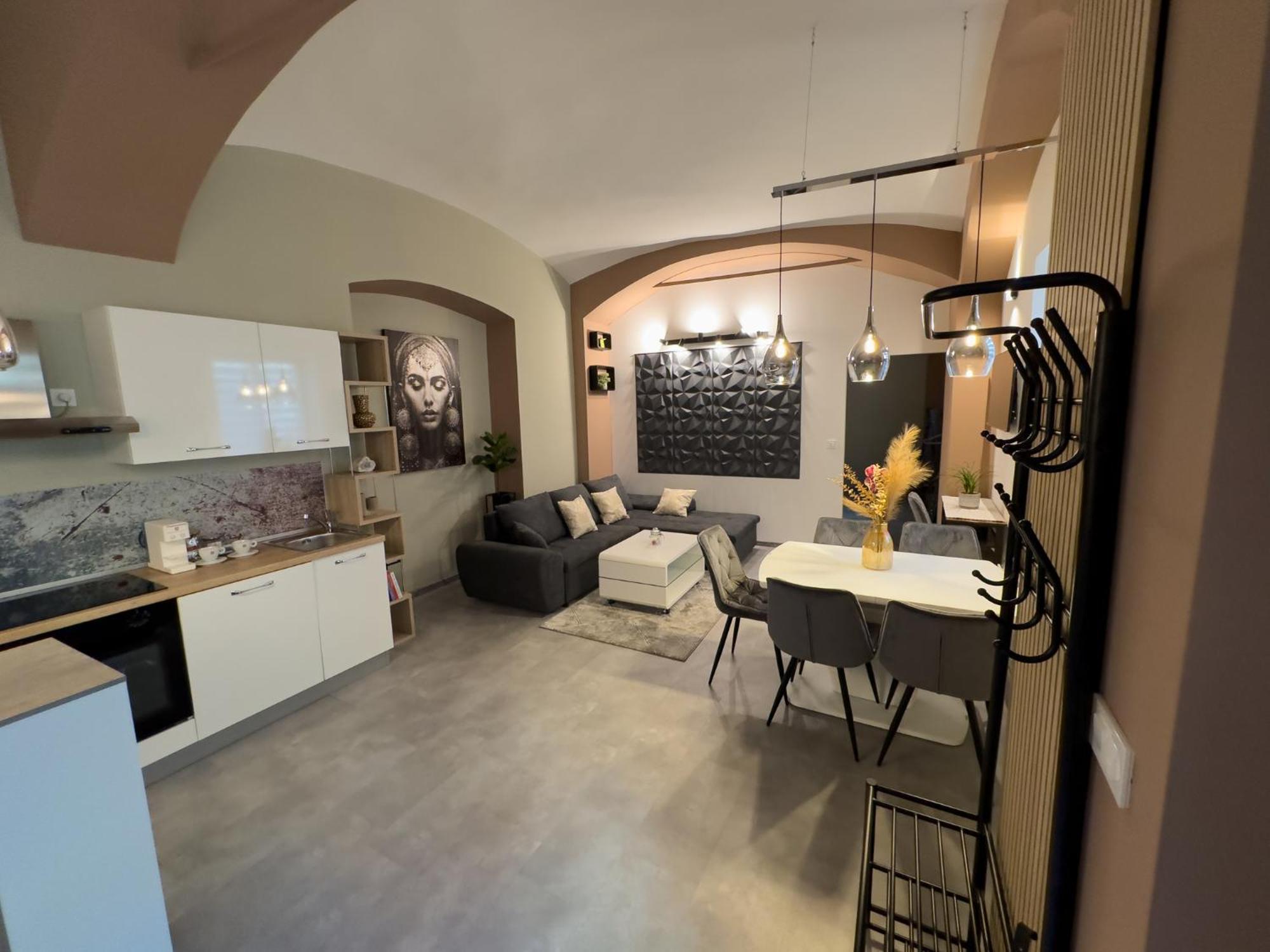 Apartments Adamas Cilli Kültér fotó